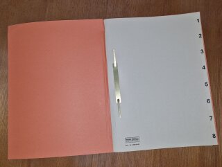 Aktenumschläge mit Register 1-8