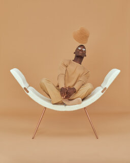 Cloop Sessel mit Bezug aus Trevira CS; 1825-Gold (galvanisiert)